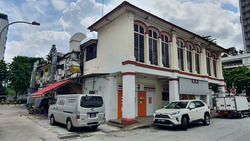 Serangoon Road (D12), Shop House #414421021